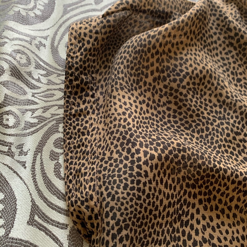 Leopard Print Blouse - Picture 4 of 5